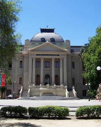 Museo Nacional de Bellas Artes de Santiago de principios del siglo XX