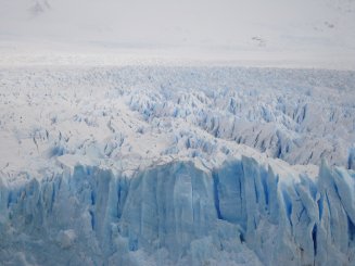 Imponente y magestuoso glaciar Perito Moreno