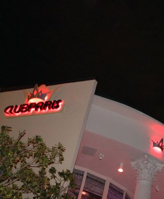 El Club Paris de Paris Hilton es uno de los nuevos lugares donde se puede disfrutar de la vida nocturna de Orlando.